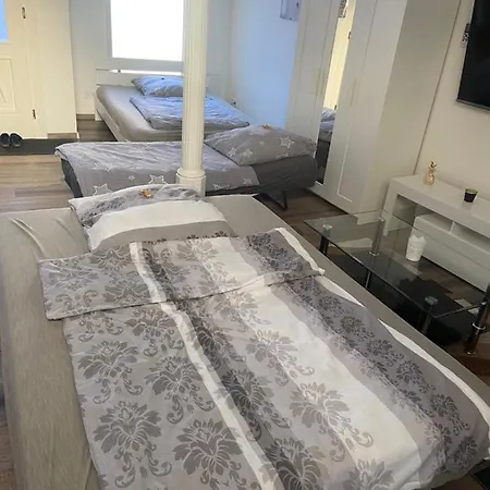 Schöne kleine Einraumwohnung mit Küche und Kamin in Holzthaleben Helbedundorf Exterior foto